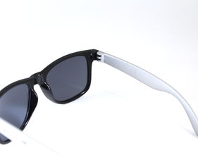 厂家直销，经典促销爆款太阳镜 楚翔眼镜打造高性价比UV400防护