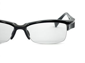 从实用到时尚 办公场景下的优秀眼镜设计演进